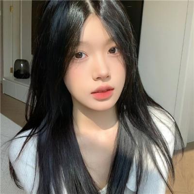 我和老板的恋情曝光了